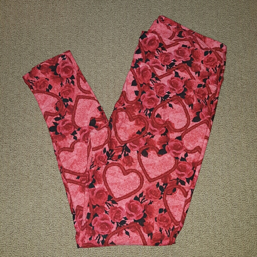 LuLaRoe TC Valentine Leggings